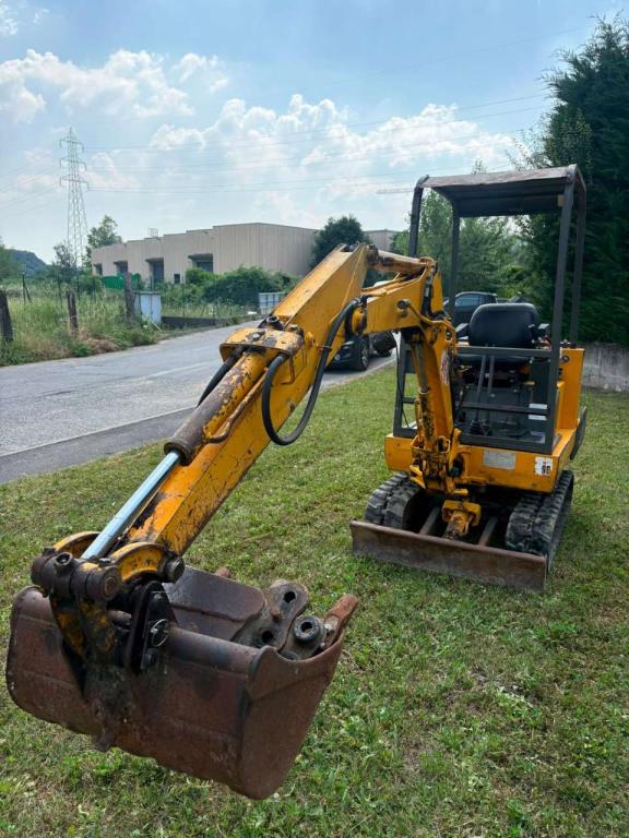 JCB 801.6 Photo 4