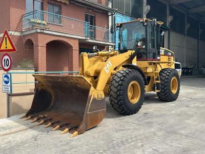 Caterpillar 928G sold by Massucco T. Srl