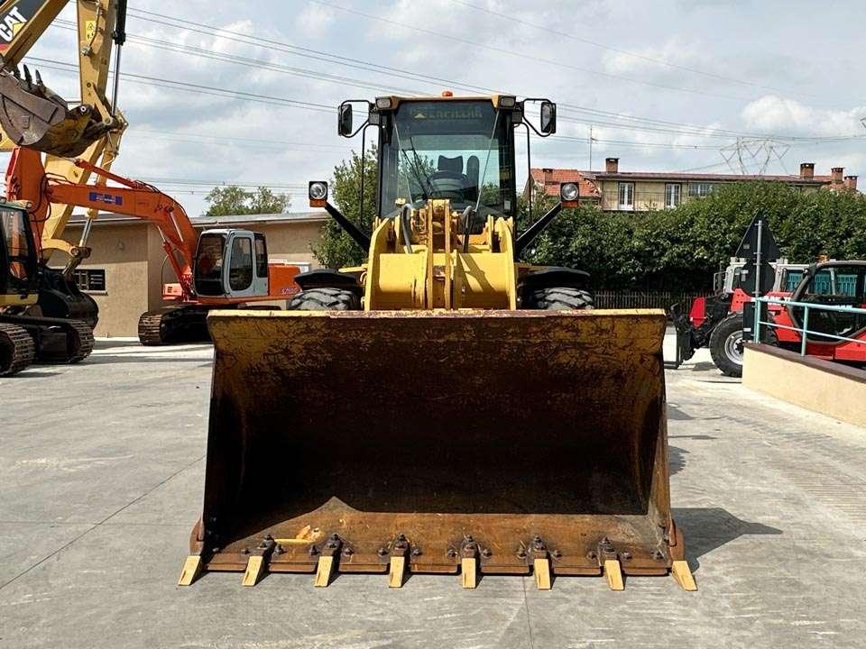 Caterpillar 928G Photo 20