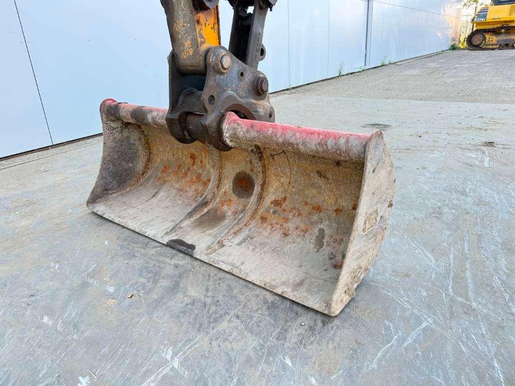 JCB 48 Z-1 - Blade / Hammer Lines Photo 15