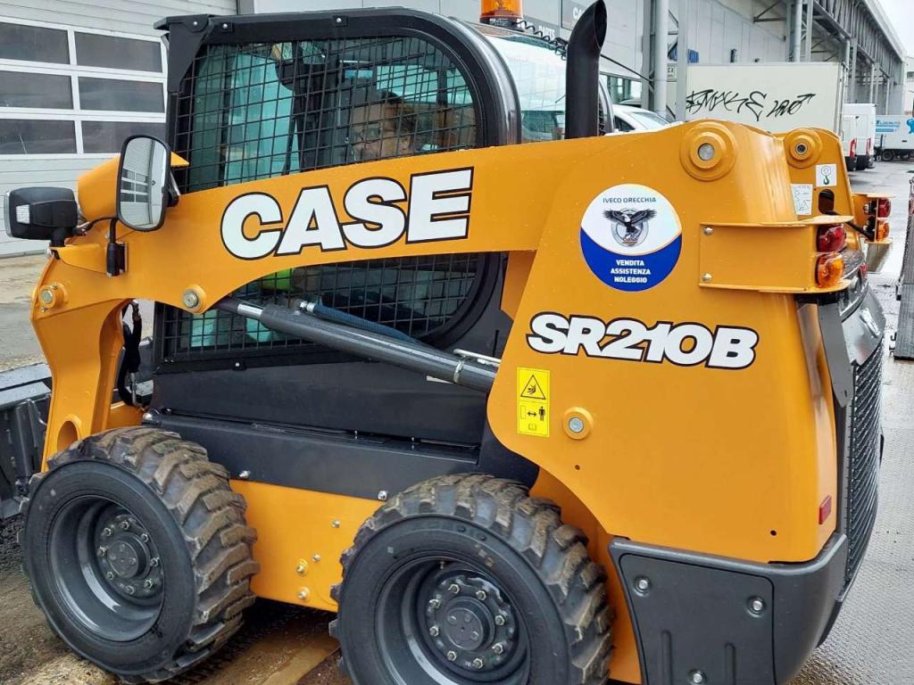 Case SR210B-RGV Photo 2
