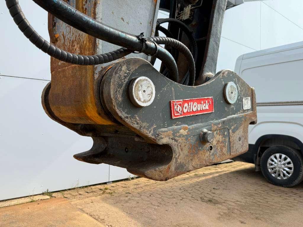 Hyundai Robex 380NLC-9 - Oilquick / Automatic Greasing Photo 14