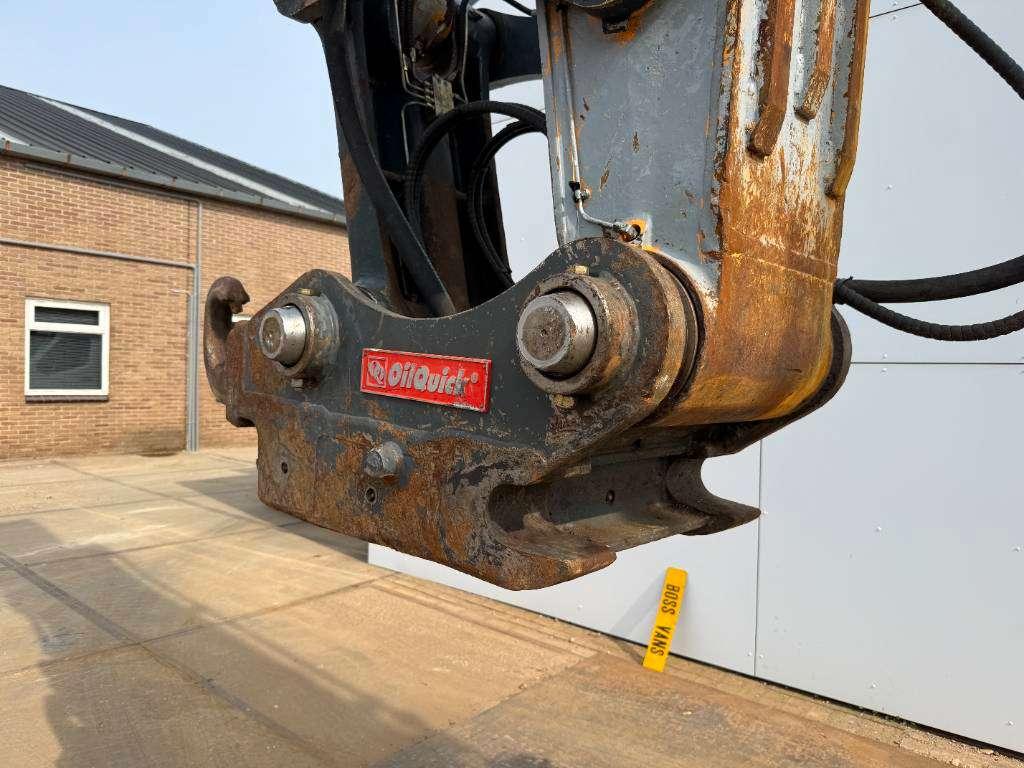 Hyundai Robex 380NLC-9 - Oilquick / Automatic Greasing Photo 16