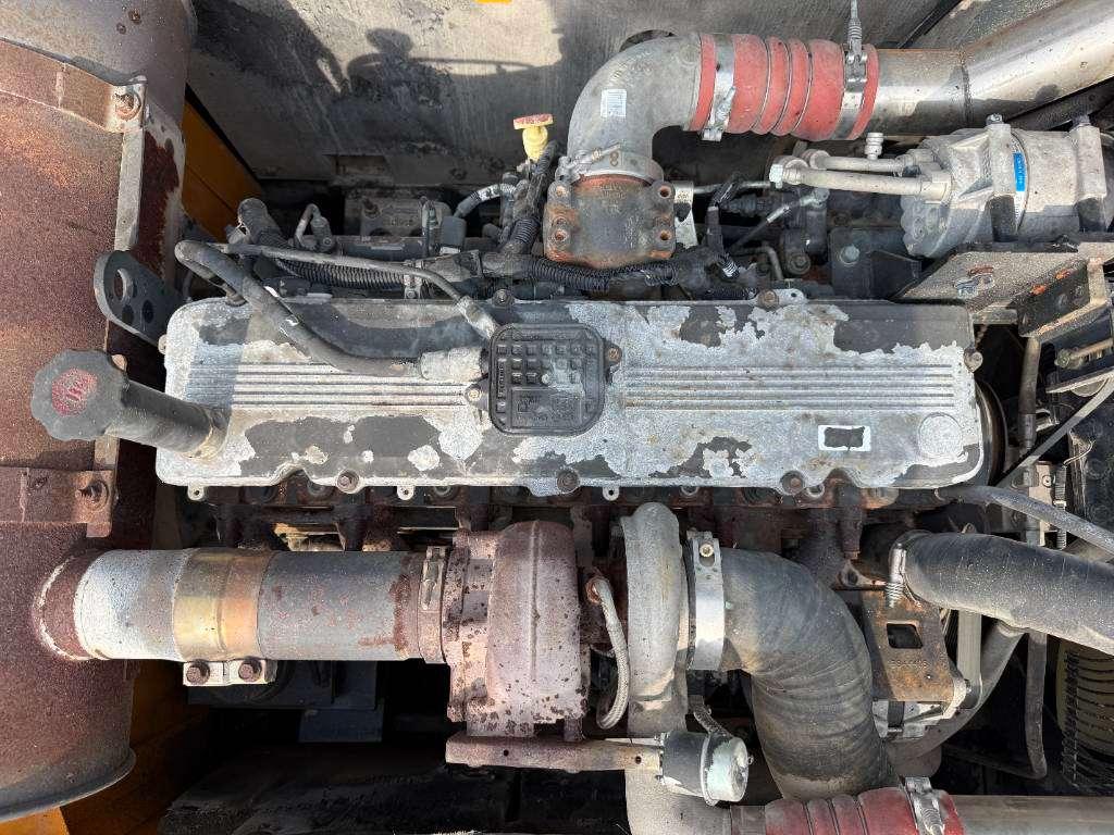 Hyundai Robex 380NLC-9 - Oilquick / Automatic Greasing Photo 29