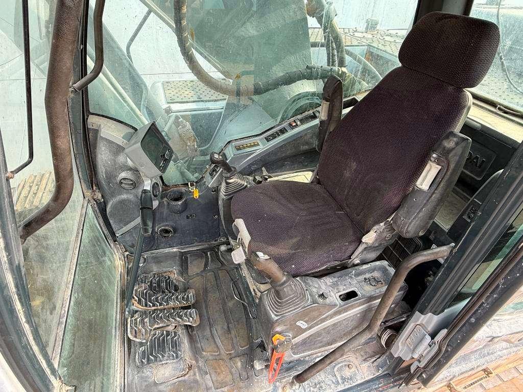 Hyundai Robex 380NLC-9 - Oilquick / Automatic Greasing Photo 8