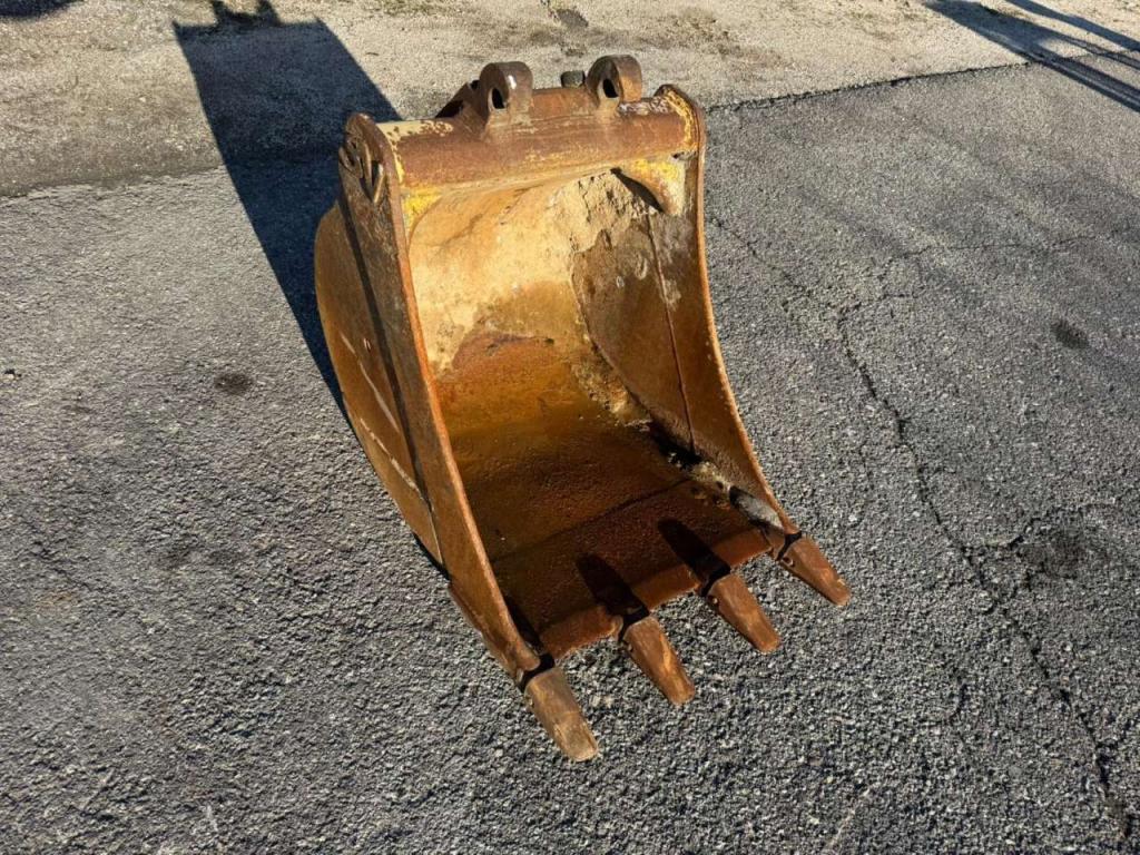 KLAC F-750 Photo 4