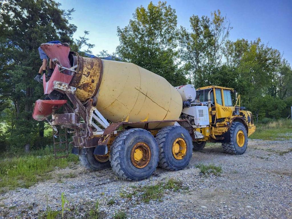 Volvo A25D Photo 3