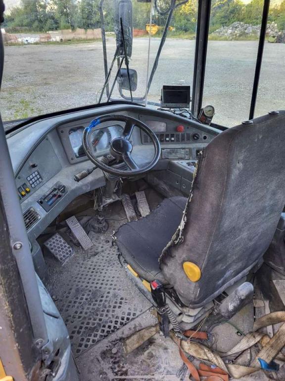 Volvo A25D Photo 7