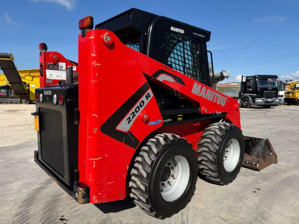 Manitou R2200 Photo 5