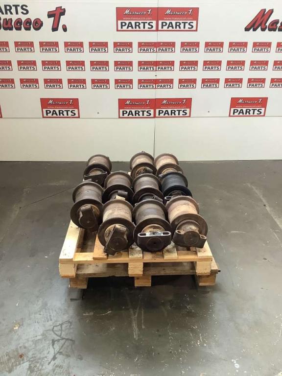 Track rollers for Fiat Hitachi EX 235 Photo 1