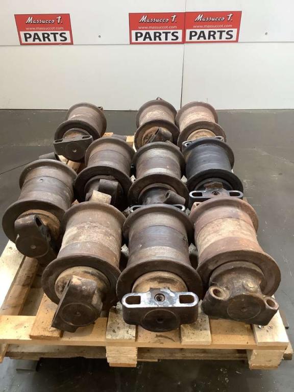 Track rollers for Fiat Hitachi EX 235 Photo 5
