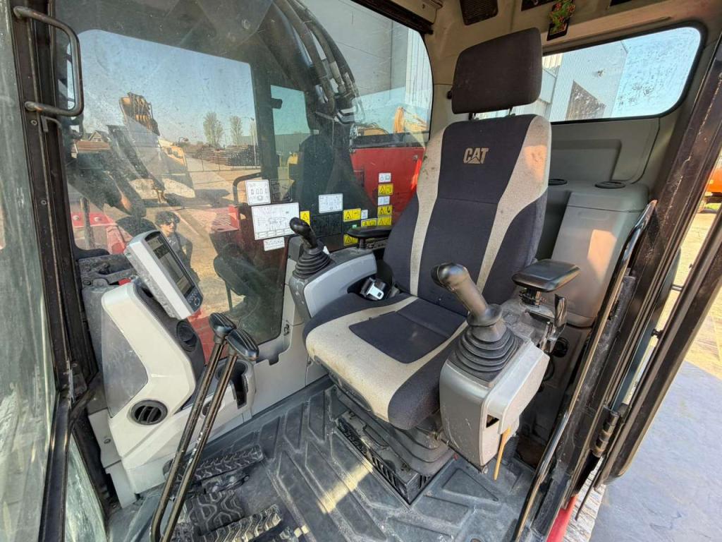 Caterpillar 325 F LCR Photo 20