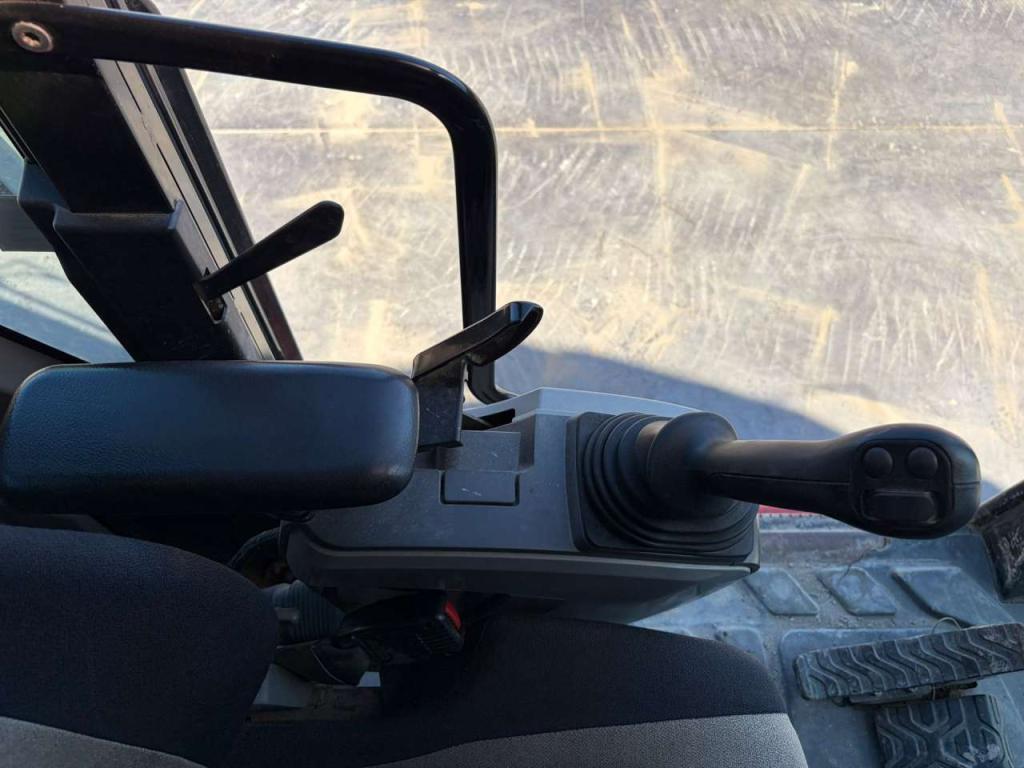 Caterpillar 325 F LCR Photo 21