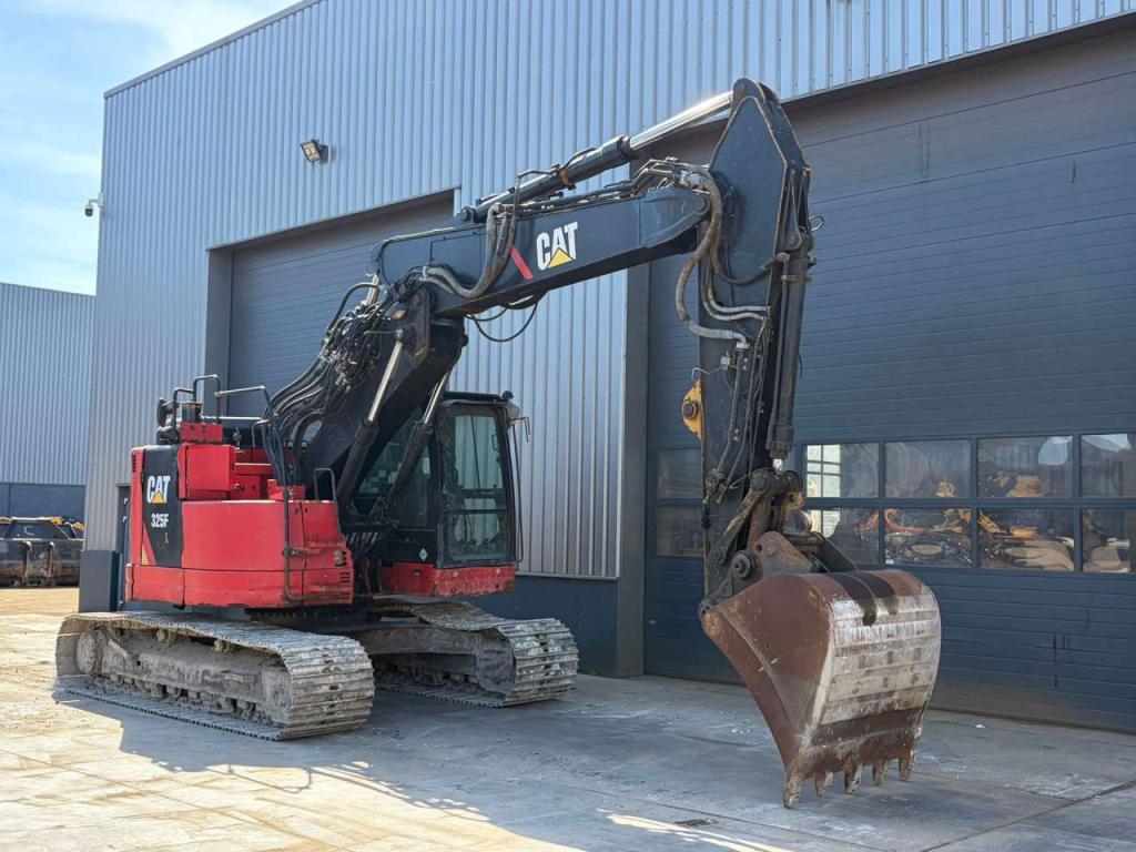 Caterpillar 325 F LCR Photo 7