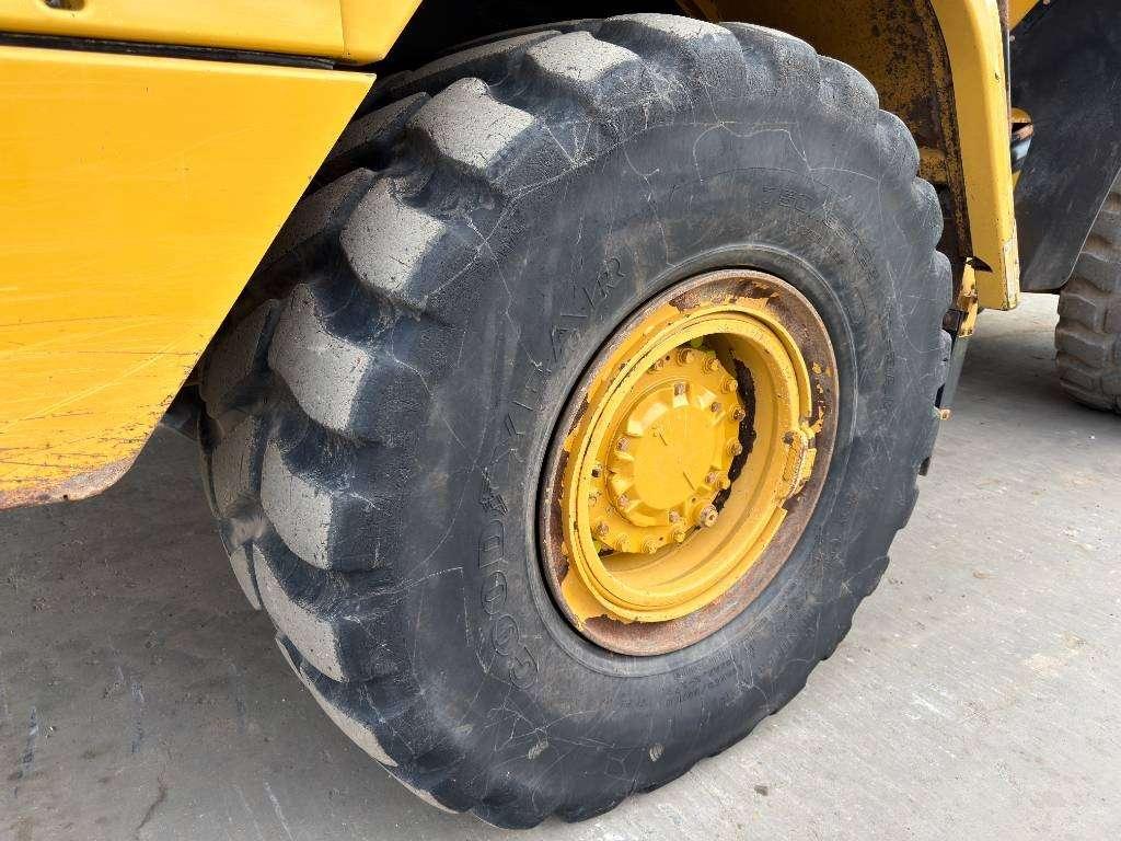 Caterpillar 730C2 Photo 22