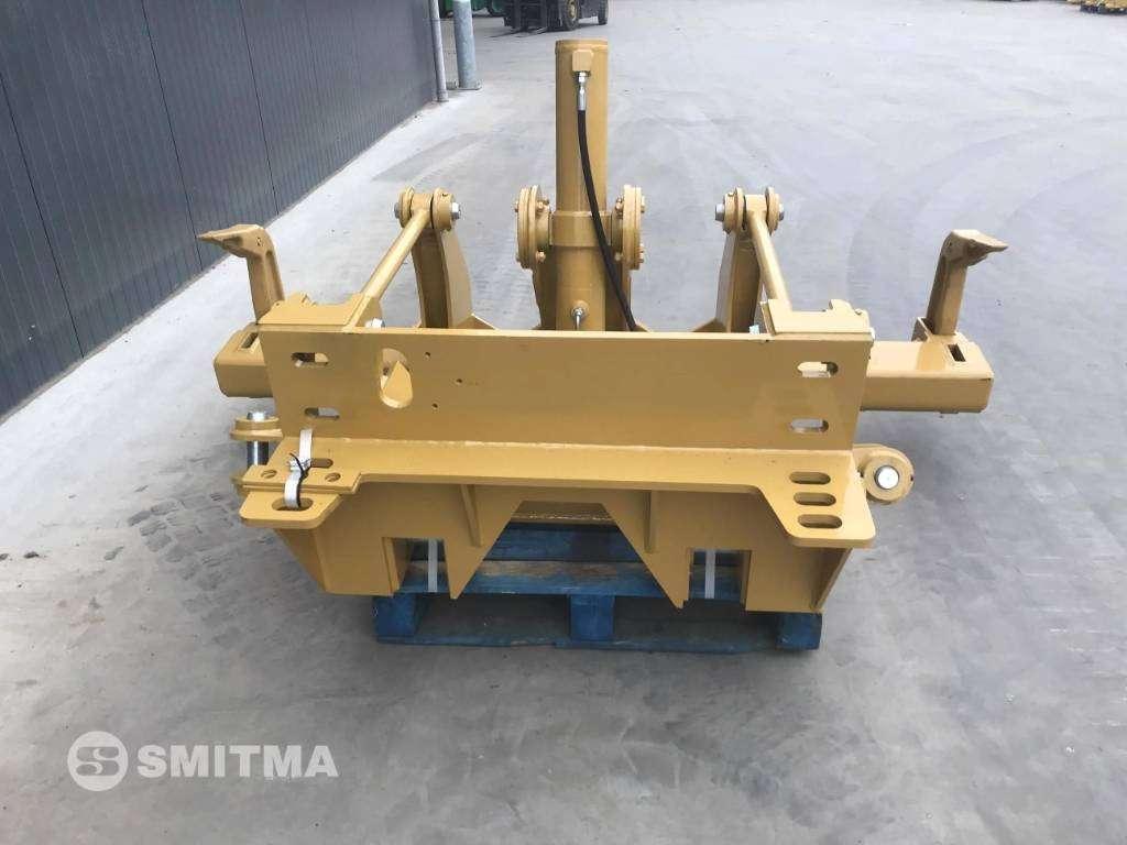 Caterpillar 130G Photo 3
