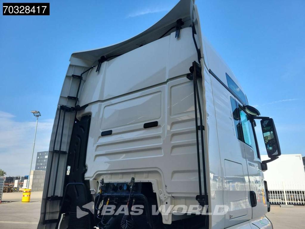 Man TGX 18.500 4X2 XXL Mega Retarder 2x Tanks ACC Photo 11