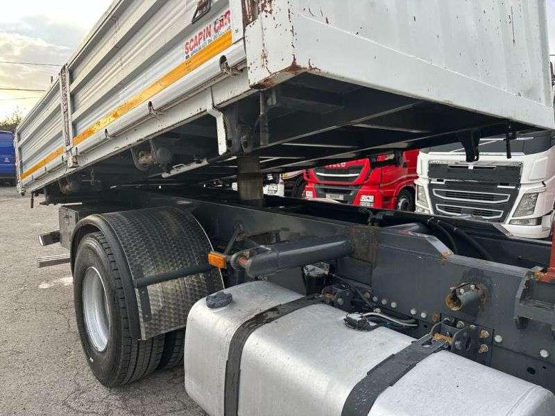 Renault Premium 330 Photo 6