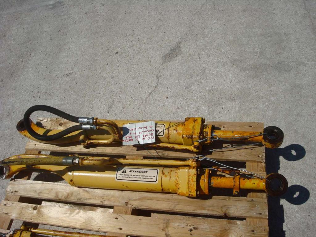 Bucket rotation piston for Fiat Allis FL 4C Photo 1