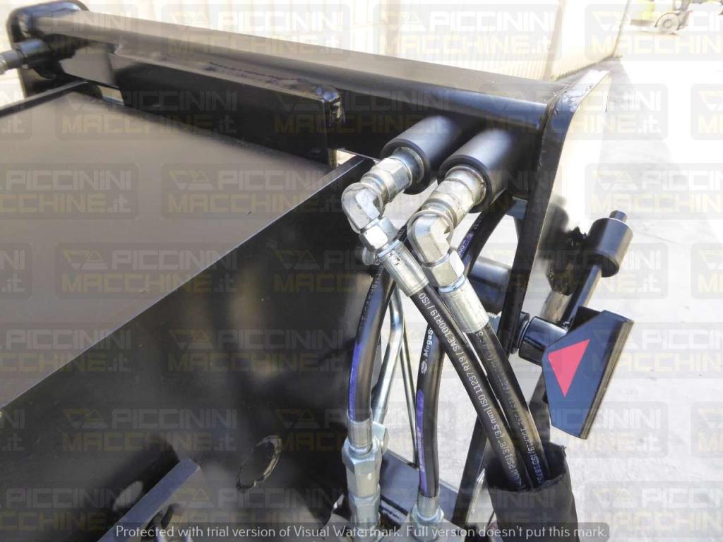 Manitou 5 Ton Photo 9