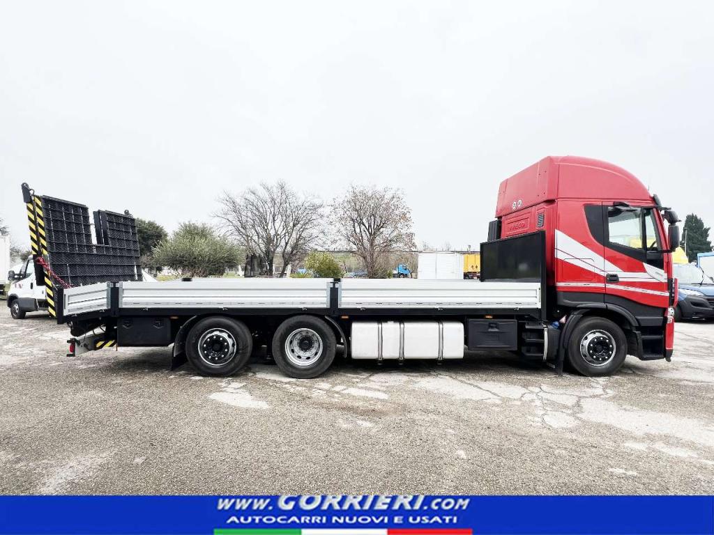 Iveco Stralis AS260S46FP Photo 3