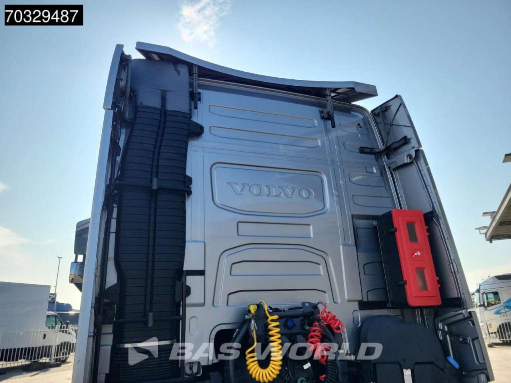 Volvo FH 500 4X2 NL-Truck APK 02-2027 2xTanks I-ParkCool Alcoa's Photo 8