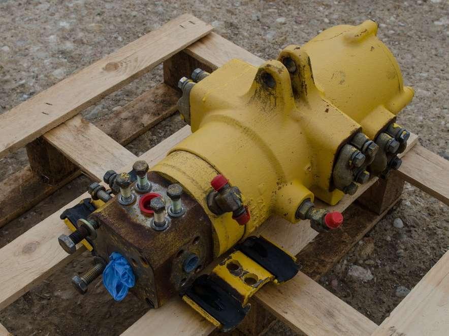 Komatsu PC240LC-6 Photo 4