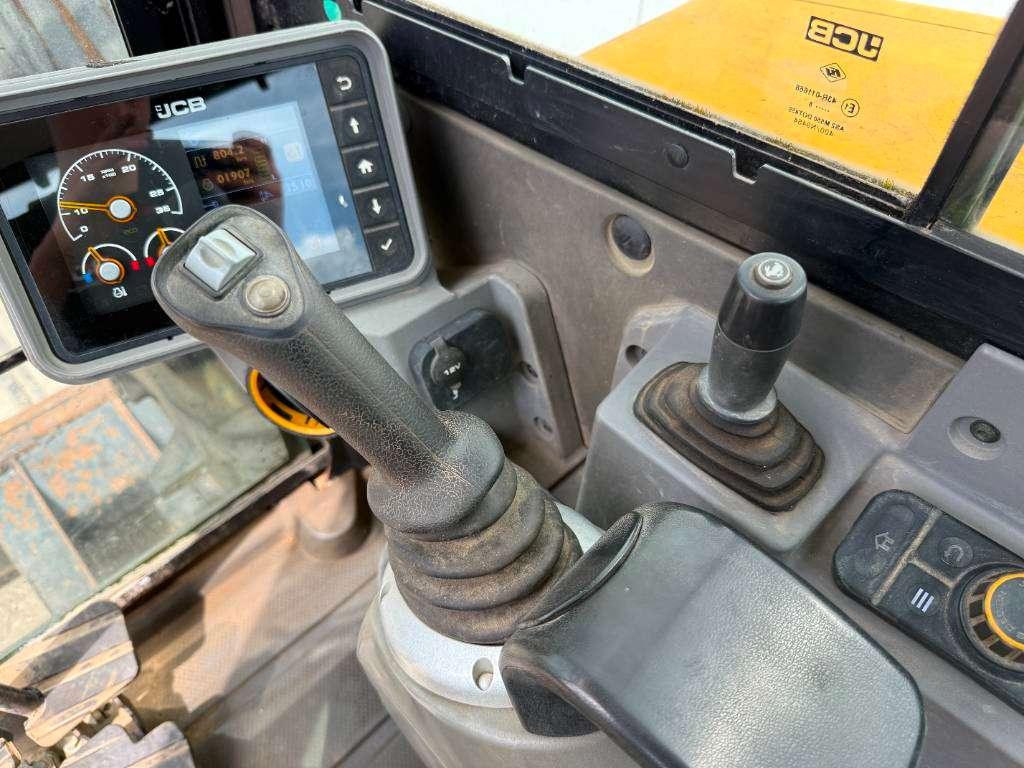 JCB 48Z-1 - Hammer Lines / Quick Coupler Photo 10