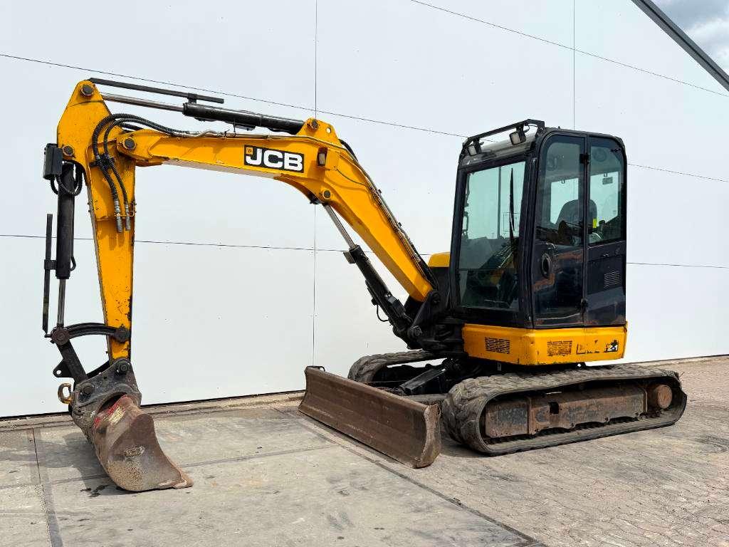 JCB 48Z-1 - Hammer Lines / Quick Coupler Photo 2