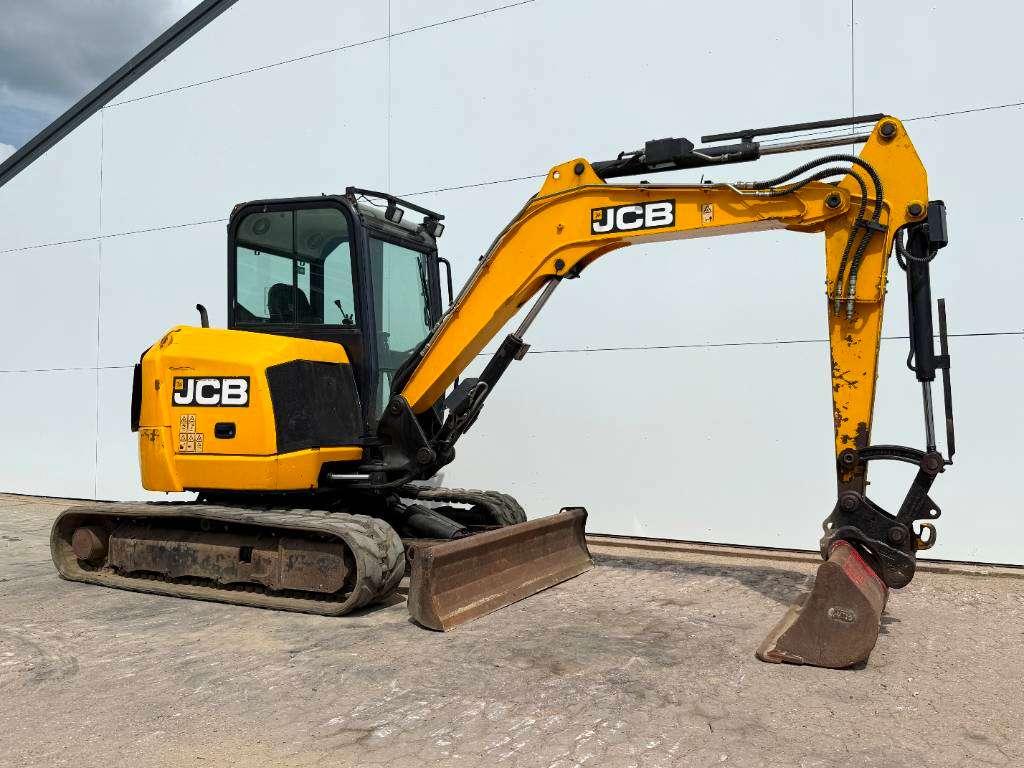 JCB 48Z-1 - Hammer Lines / Quick Coupler Photo 7