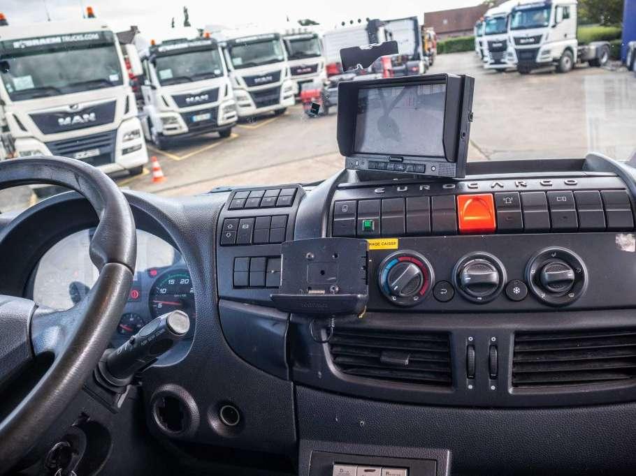 Iveco EUROCARGO 160E25 Photo 11
