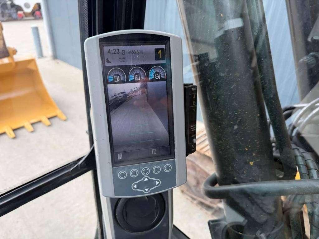 Caterpillar 320E L Photo 16