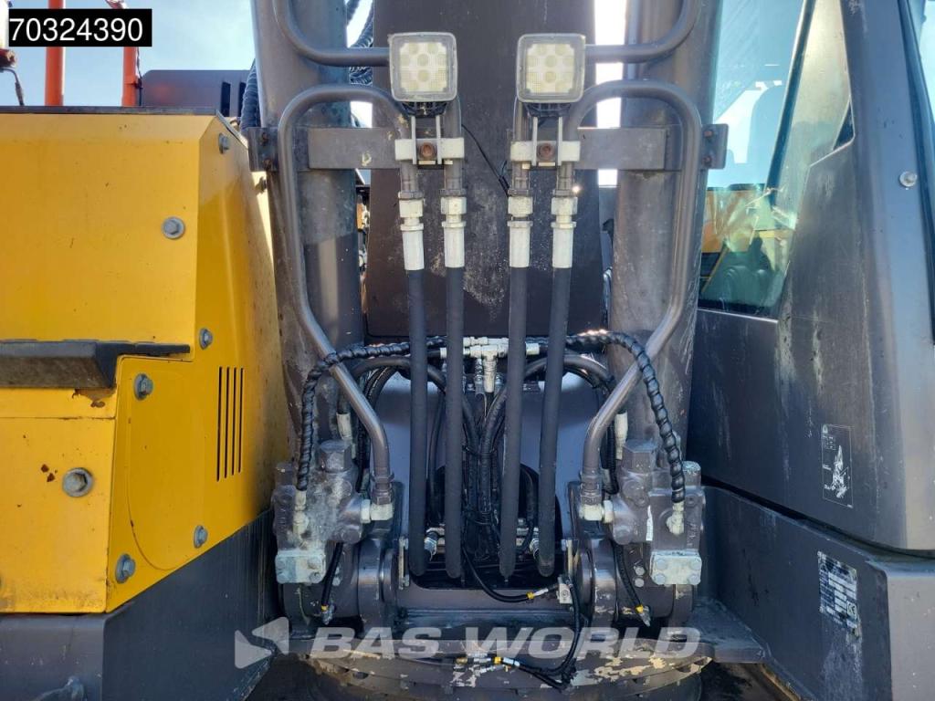 Volvo ECR235 E L Tiltrotator - Blade Photo 24