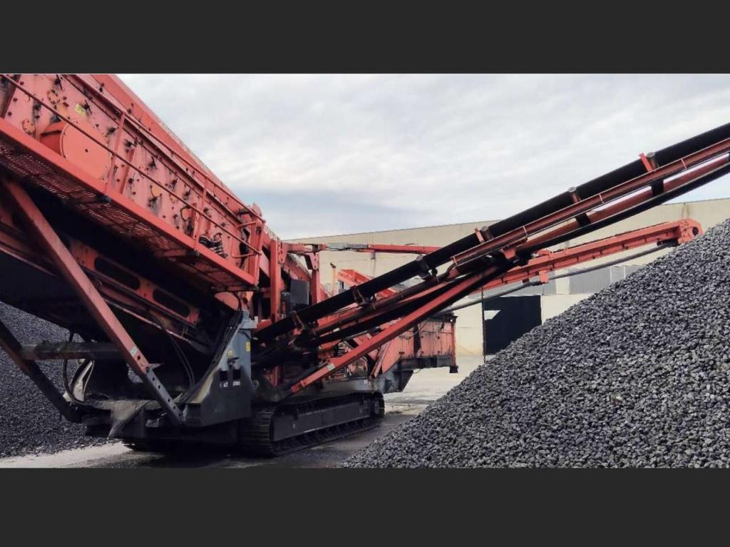 Terex - Finlay 694+ Photo 2