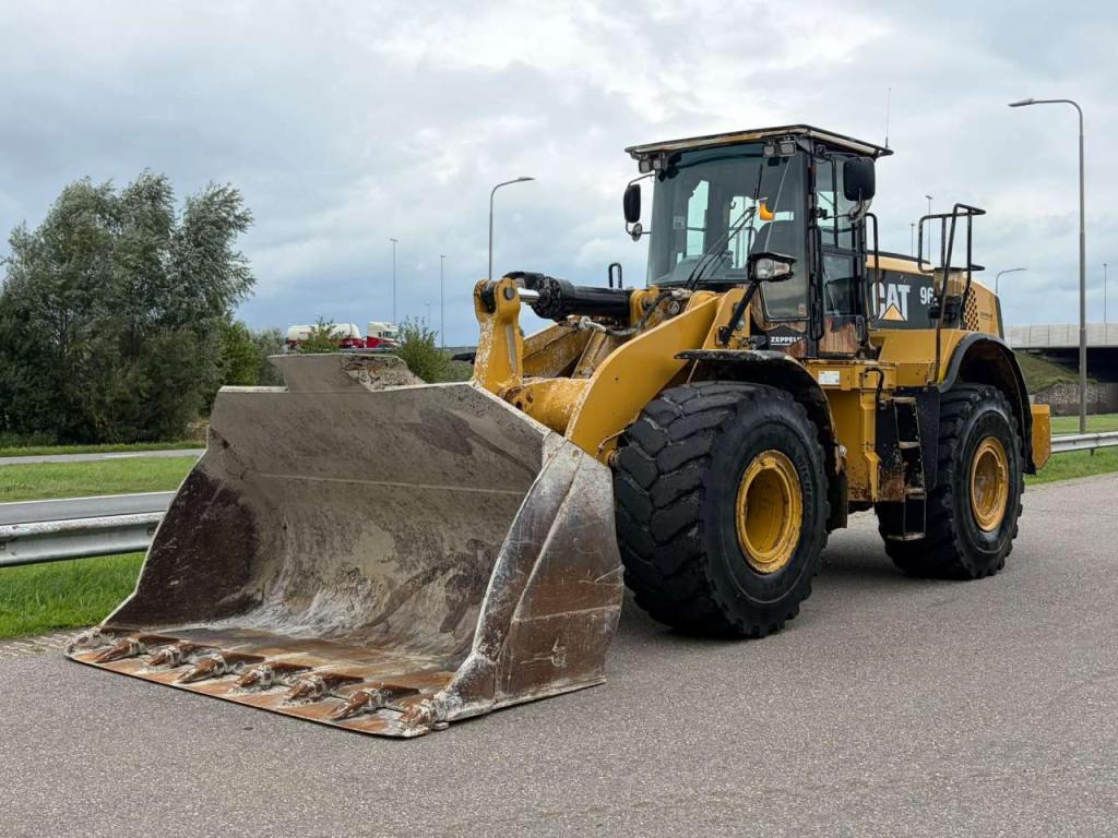 Caterpillar 966K Photo 2