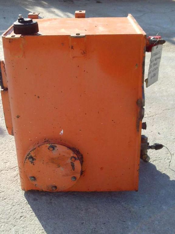 Oil tank for Fiat Hitachi W170 Photo 2