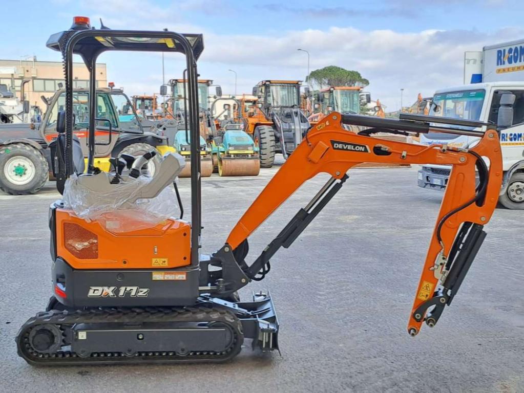 Develon DX17Z-7 Photo 5