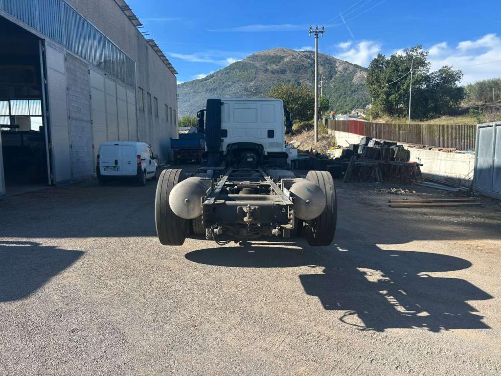 Iveco STRALIS HI-STREET 260S31 Photo 11
