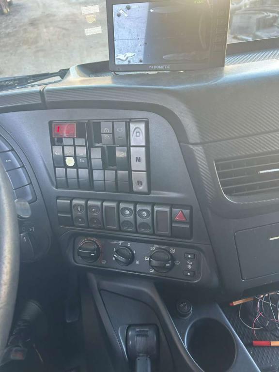 Iveco STRALIS HI-STREET 260S31 Photo 26