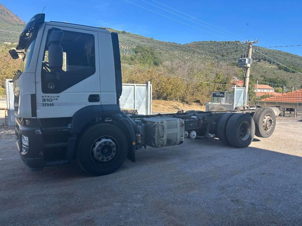 Iveco STRALIS HI-STREET 260S31 Photo 29