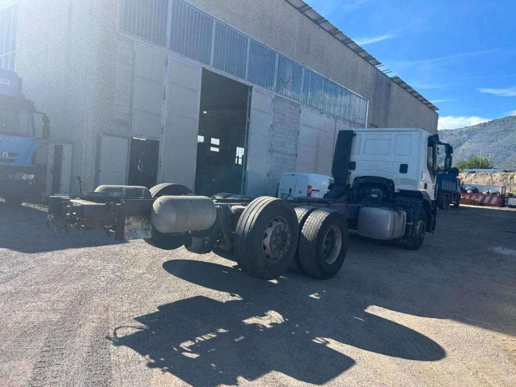 Iveco STRALIS HI-STREET 260S31 Photo 8