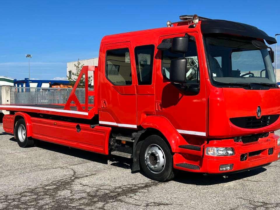 Renault Trucks 120 Photo 11