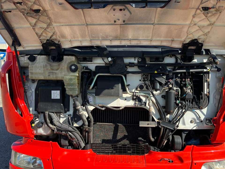 Renault Trucks 120 Photo 9