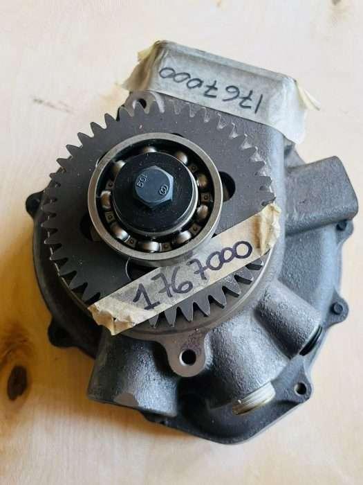 Engine water pump for Caterpillar D7R II, 3176C Photo 1
