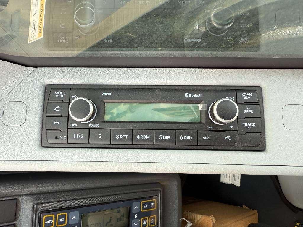 Hyundai HX360L - New / Unused / Hammer Lines Photo 12