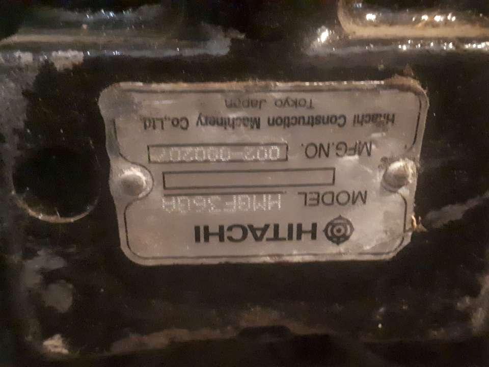 Translation motor for Hitachi zx210 Photo 2