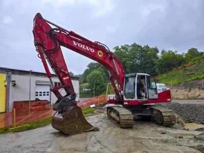 Volvo EC360CNL Photo 1