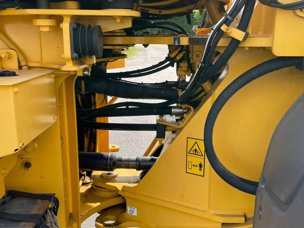 Volvo L90H Photo 16