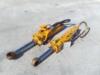 Bucket return cylinder for Caterpillar 920 Photo 1 thumbnail