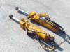 Bucket return cylinder for Caterpillar 920 Photo 2 thumbnail
